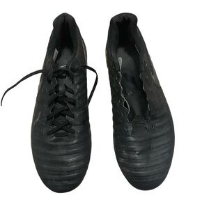 Nike Tiempo Men’s Soccer Cleats